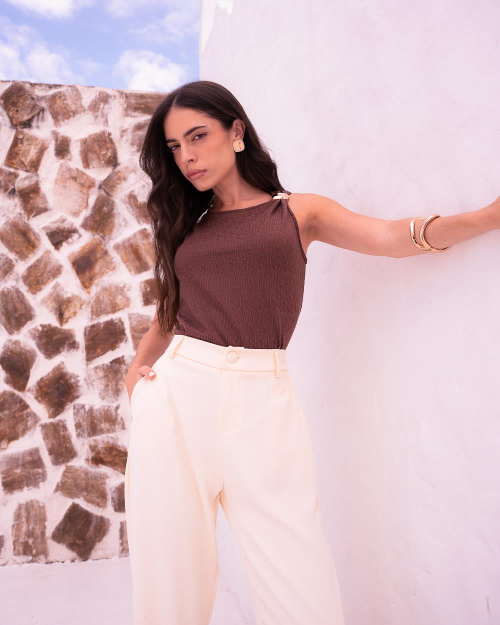 Blusa de Malha Detalhe Aviamento