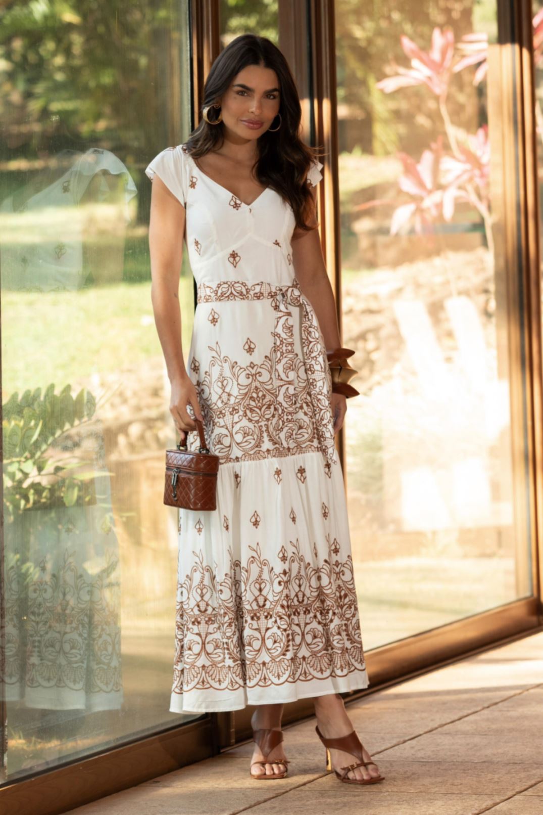 VESTIDO COM MANGA BARRADO