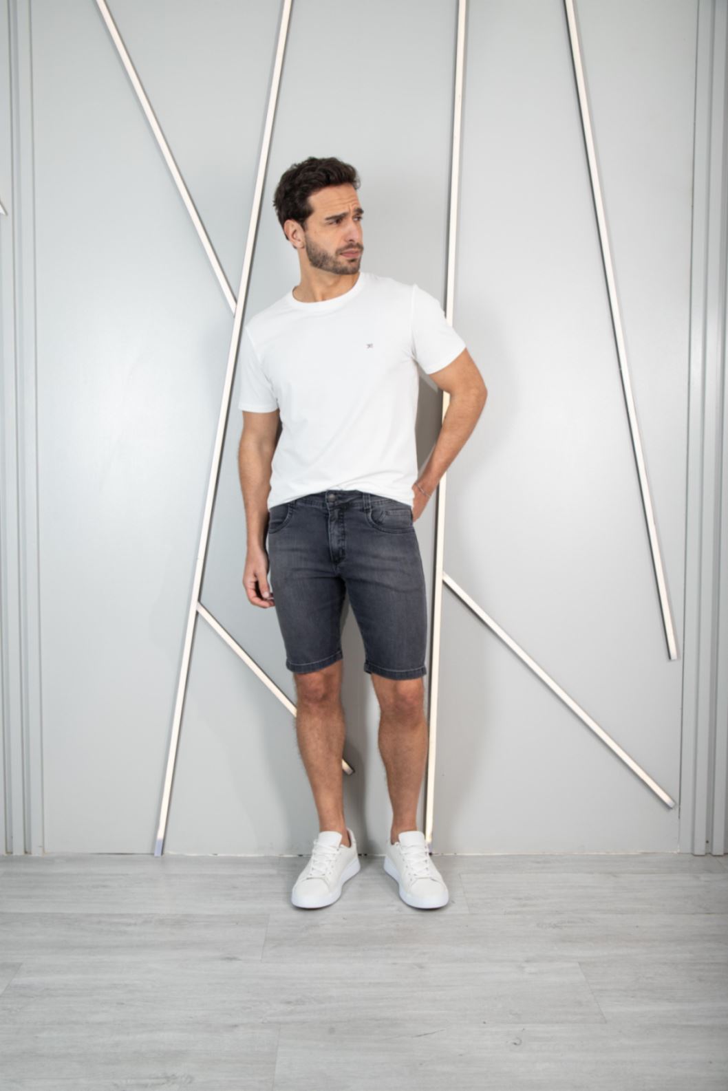 BERMUDA MASCULINA SLIM