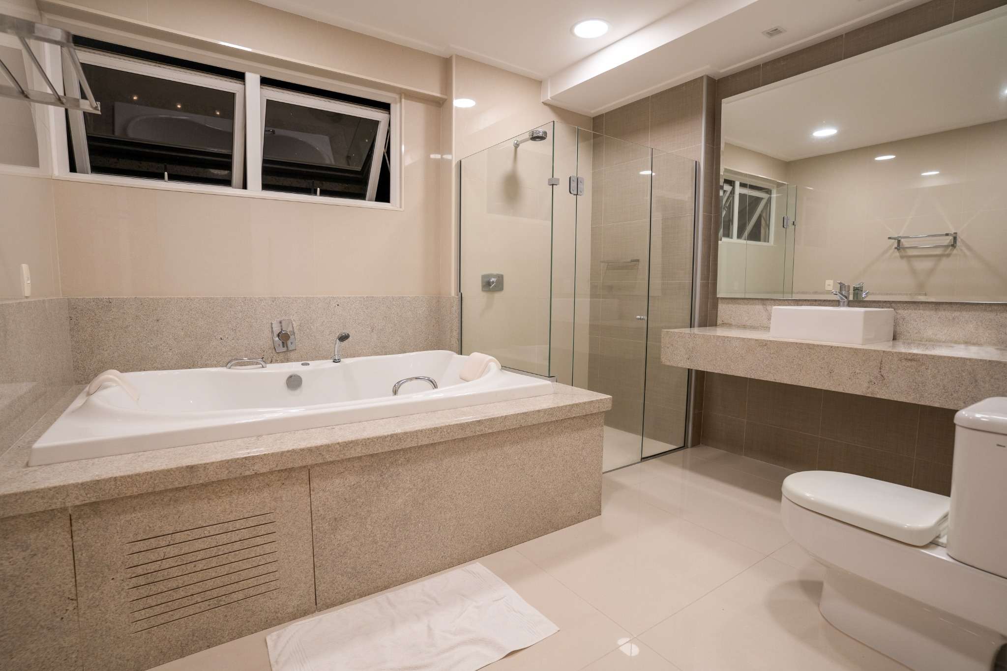 Master Hotel